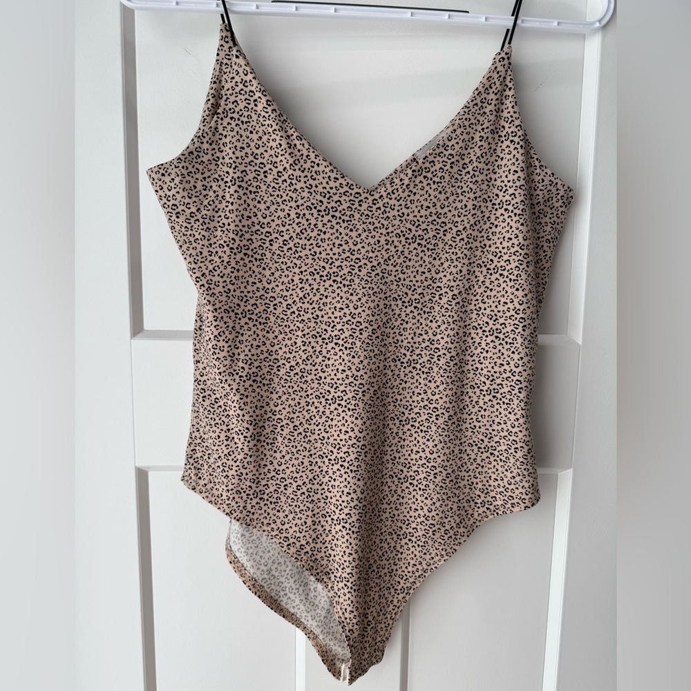 Gaze Bodysuit Size Small